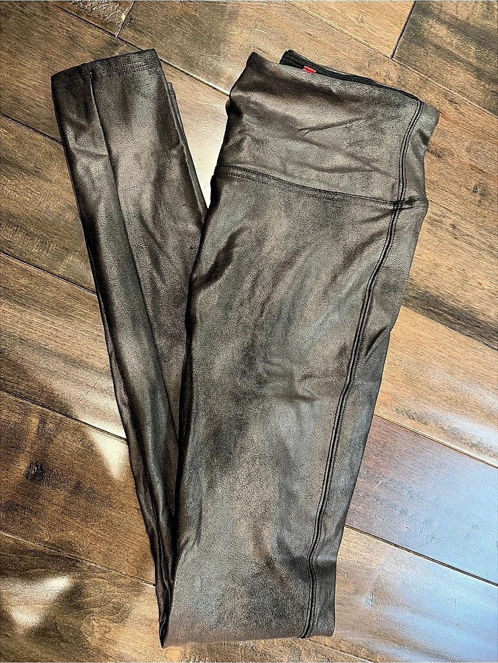 SPANX Faux Leather Leggings Size Medium